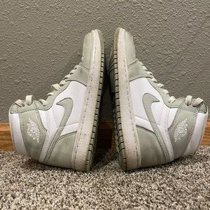 Seafoam Air Jordan 1’s- Hightop